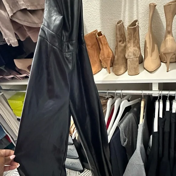 Good American Black Faux Leather Outfit | SOLD OUT in stores! - Picture 2 of 10